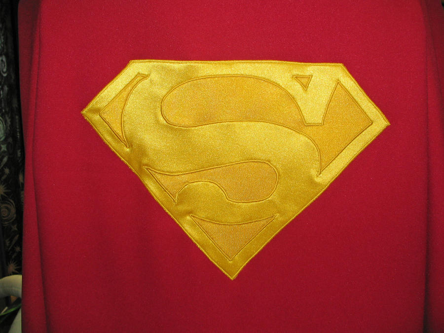 dean_cain_superman_cape_s_shield_by_vermithrax1-d4tolw5.jpg