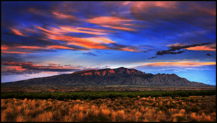 Sandia Mountains. This was just two hours ago. : Albuquerque